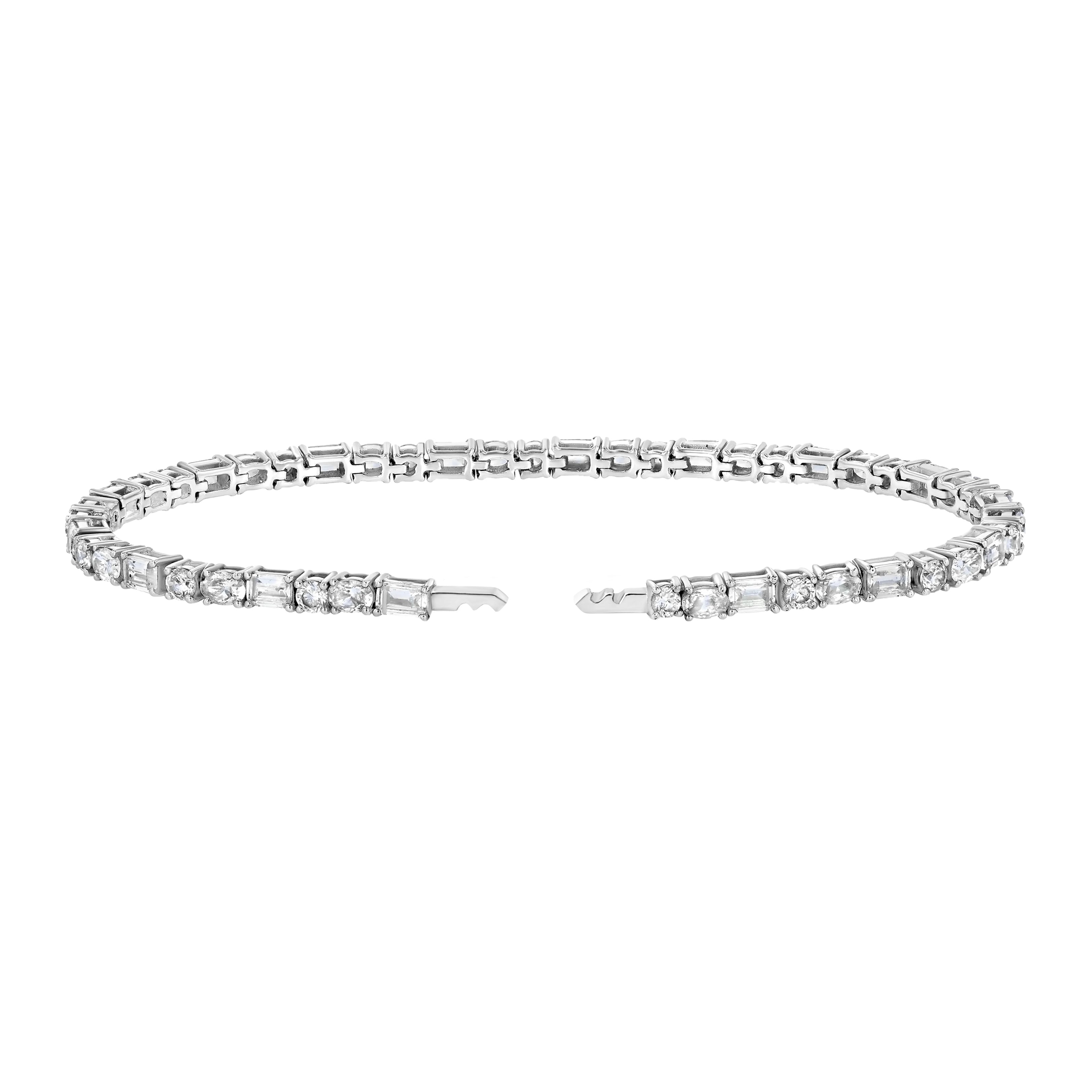 The front view of the Petite Frites mixed stone prong set tennis bracelet in white gold