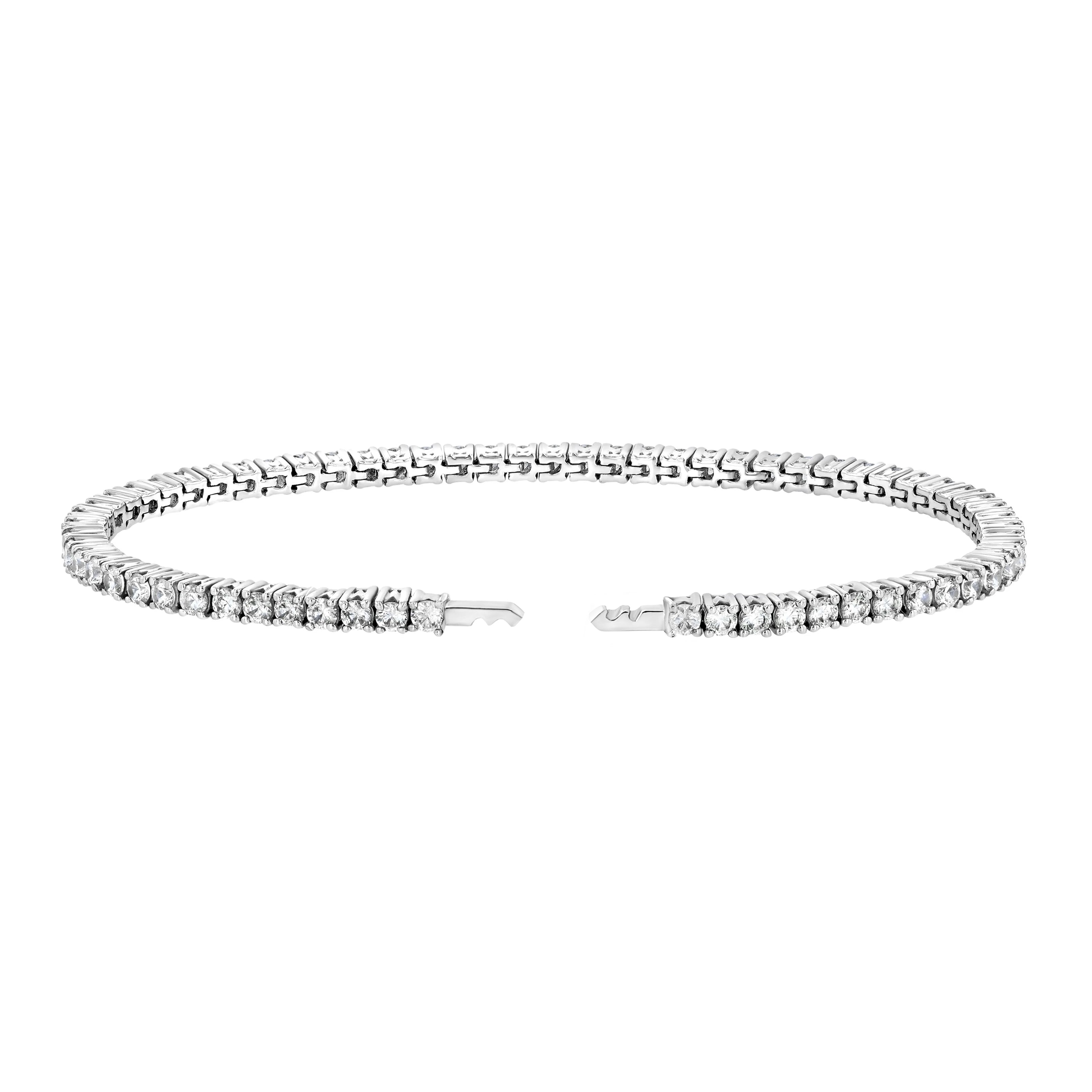 The front view of the Petite Frites round prong set tennis bracelet in white gold
